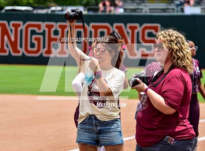 Thumbnail 1 in Ganado vs. Riesel (UIL Softball 2A Div 1 Final) photogallery.