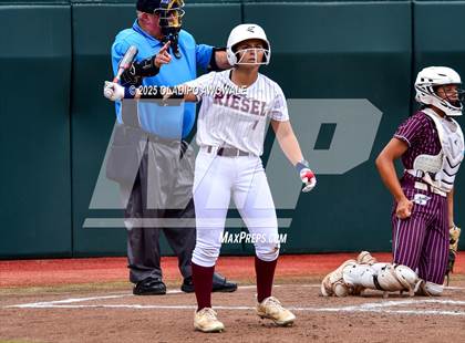 Thumbnail 3 in Ganado vs. Riesel (UIL Softball 2A Div 1 Final) photogallery.