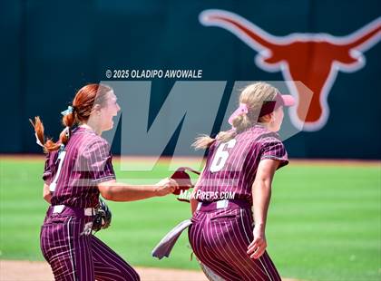 Thumbnail 3 in Ganado vs. Riesel (UIL Softball 2A Div 1 Final) photogallery.