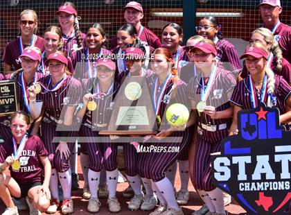 Thumbnail 3 in Ganado vs. Riesel (UIL Softball 2A Div 1 Final) photogallery.