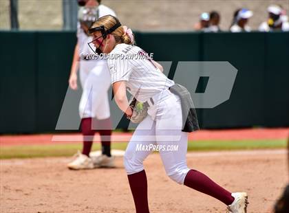 Thumbnail 1 in Ganado vs. Riesel (UIL Softball 2A Div 1 Final) photogallery.
