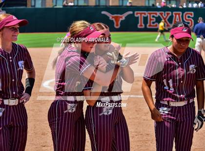Thumbnail 1 in Ganado vs. Riesel (UIL Softball 2A Div 1 Final) photogallery.