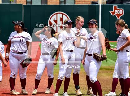 Thumbnail 3 in Ganado vs. Riesel (UIL Softball 2A Div 1 Final) photogallery.