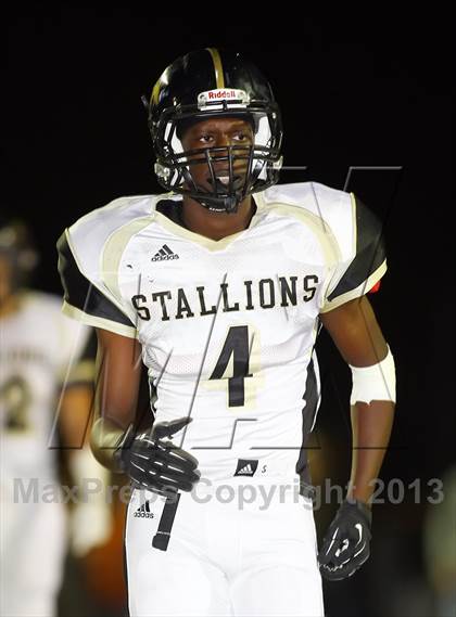 Thumbnail 2 in Desert Edge vs. Shadow Ridge (AIA Round 2 D3 Playoff) photogallery.