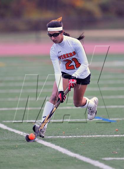 Thumbnail 2 in Mamaroneck vs Sachem East (NYSPHSAA Class A Quarterfinal) photogallery.