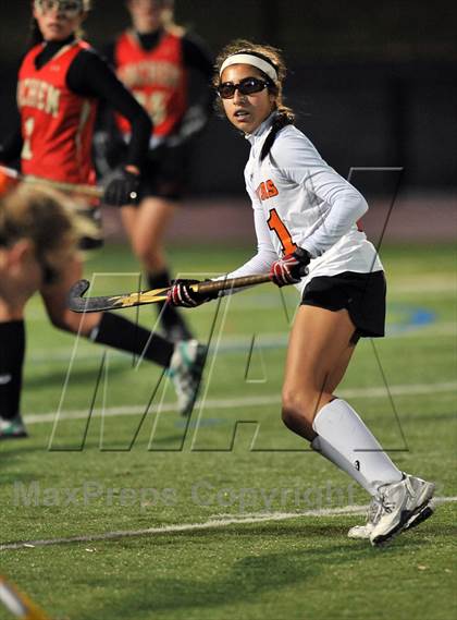 Thumbnail 2 in Mamaroneck vs Sachem East (NYSPHSAA Class A Quarterfinal) photogallery.