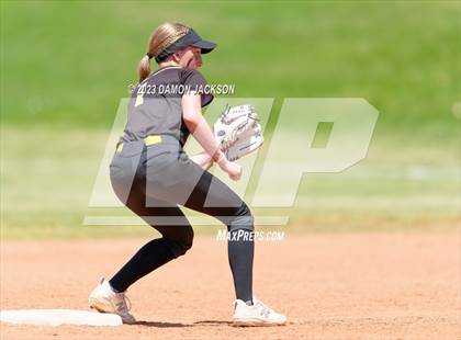 Thumbnail 3 in Virgin Valley vs Lowry (NIAA 3A Winner Semifinal) photogallery.