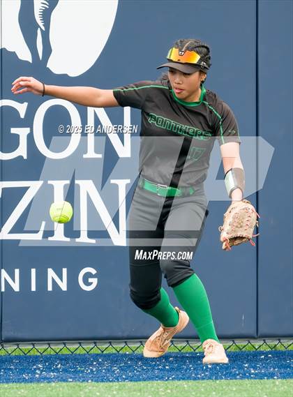 Thumbnail 2 in Palo Verde vs. Centennial (NIAA 5A Championship) photogallery.
