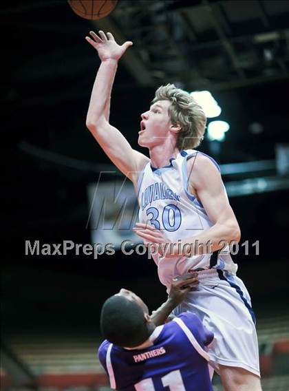 Thumbnail 3 in Central Valley Christian vs. Washington Union (CIF CS D4 Final) photogallery.