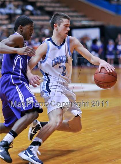 Thumbnail 2 in Central Valley Christian vs. Washington Union (CIF CS D4 Final) photogallery.