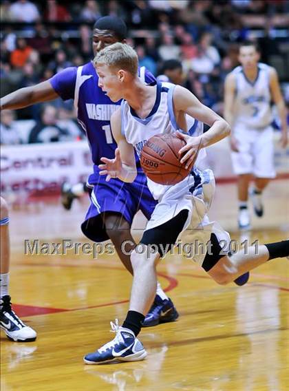 Thumbnail 3 in Central Valley Christian vs. Washington Union (CIF CS D4 Final) photogallery.