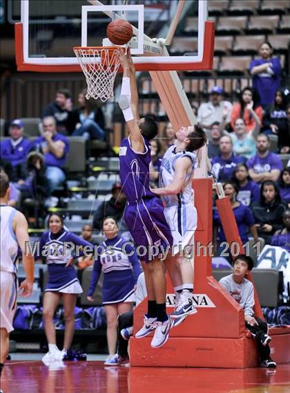 Thumbnail 1 in Central Valley Christian vs. Washington Union (CIF CS D4 Final) photogallery.