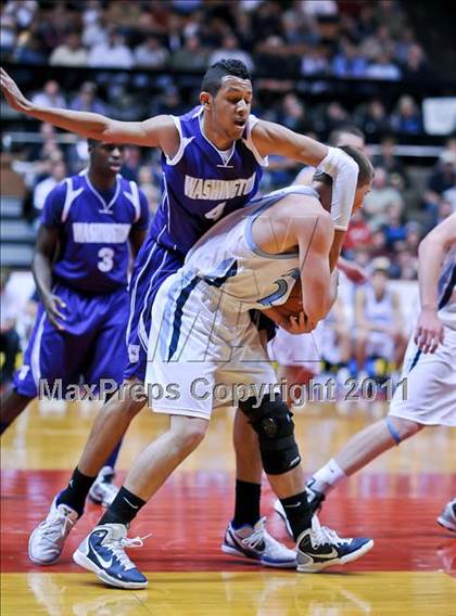 Thumbnail 2 in Central Valley Christian vs. Washington Union (CIF CS D4 Final) photogallery.