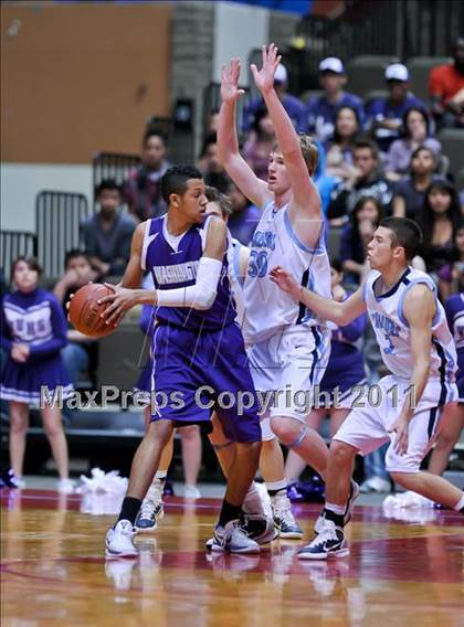Thumbnail 3 in Central Valley Christian vs. Washington Union (CIF CS D4 Final) photogallery.