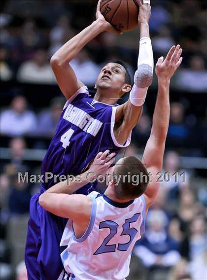 Thumbnail 3 in Central Valley Christian vs. Washington Union (CIF CS D4 Final) photogallery.