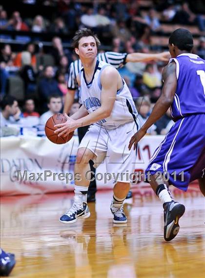 Thumbnail 2 in Central Valley Christian vs. Washington Union (CIF CS D4 Final) photogallery.