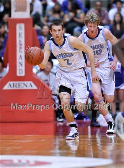 Thumbnail 3 in Central Valley Christian vs. Washington Union (CIF CS D4 Final) photogallery.