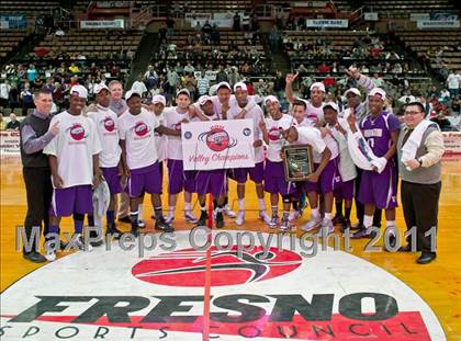 Thumbnail 3 in Central Valley Christian vs. Washington Union (CIF CS D4 Final) photogallery.