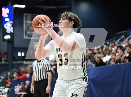 Thumbnail 2 in Shaker Heights vs. Perry (OHSAA Division 2 Regional Final) photogallery.