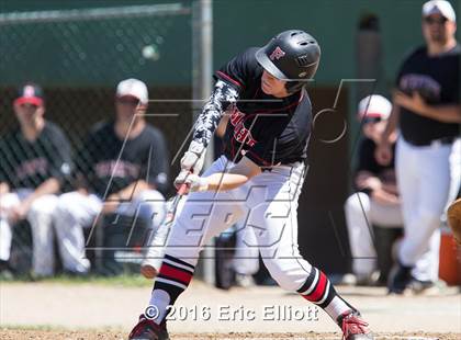 Thumbnail 3 in Franklin vs Fairview (PIAA D10AA Semifinal) photogallery.