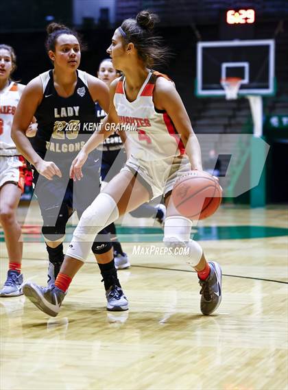 Thumbnail 2 in Winchester Community vs Hamilton Heights (IHSAA 3A Sectional First Round) photogallery.