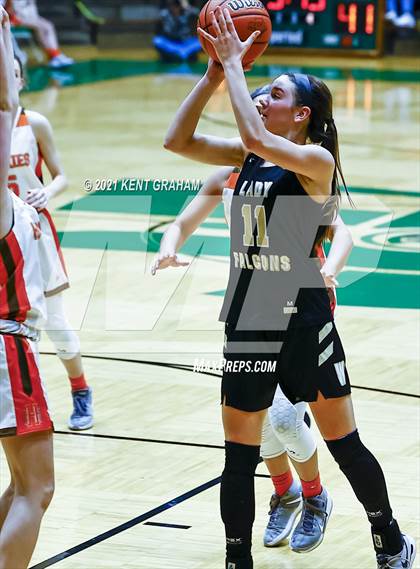 Thumbnail 3 in Winchester Community vs Hamilton Heights (IHSAA 3A Sectional First Round) photogallery.