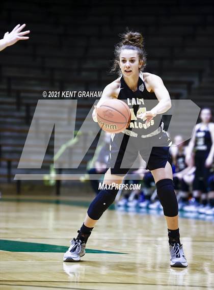 Thumbnail 1 in Winchester Community vs Hamilton Heights (IHSAA 3A Sectional First Round) photogallery.