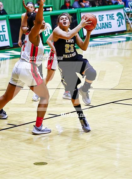 Thumbnail 3 in Winchester Community vs Hamilton Heights (IHSAA 3A Sectional First Round) photogallery.