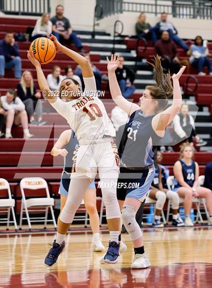 Thumbnail 3 in Pope @ Lassiter photogallery.