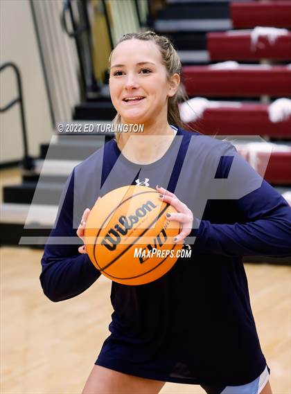 Thumbnail 3 in Pope @ Lassiter photogallery.