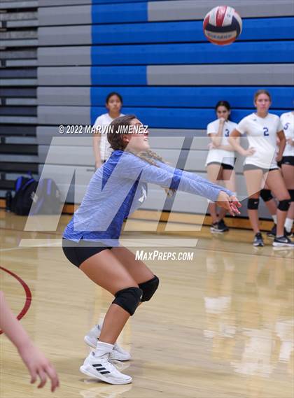 Thumbnail 3 in Highland vs Pacifica Christian (Burbank JV Tournament) photogallery.