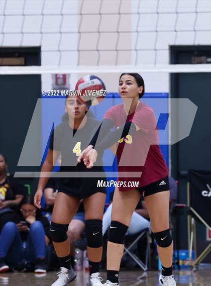 Thumbnail 3 in Highland vs Pacifica Christian (Burbank JV Tournament) photogallery.