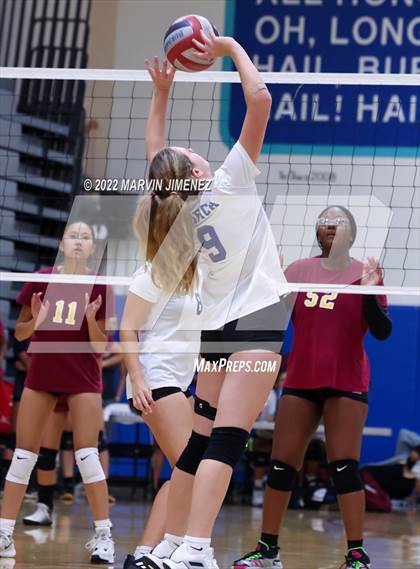 Thumbnail 2 in Highland vs Pacifica Christian (Burbank JV Tournament) photogallery.