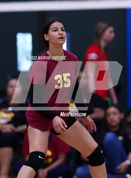 Thumbnail 3 in Highland vs Pacifica Christian (Burbank JV Tournament) photogallery.