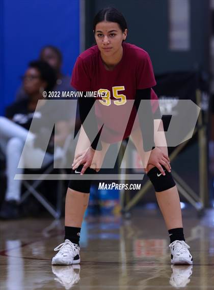 Thumbnail 3 in Highland vs Pacifica Christian (Burbank JV Tournament) photogallery.