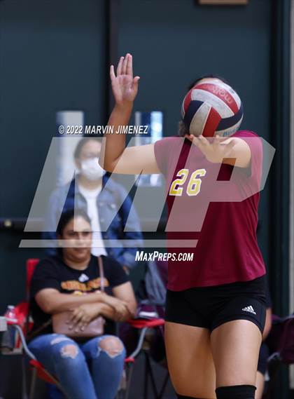 Thumbnail 2 in Highland vs Pacifica Christian (Burbank JV Tournament) photogallery.