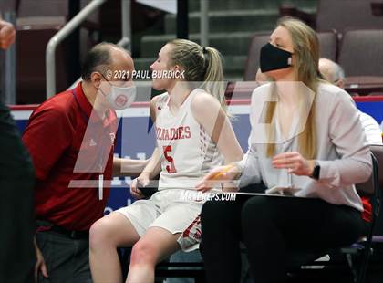 Thumbnail 1 in Mount Carmel vs. Neshannock (PIAA 2A Championship) photogallery.