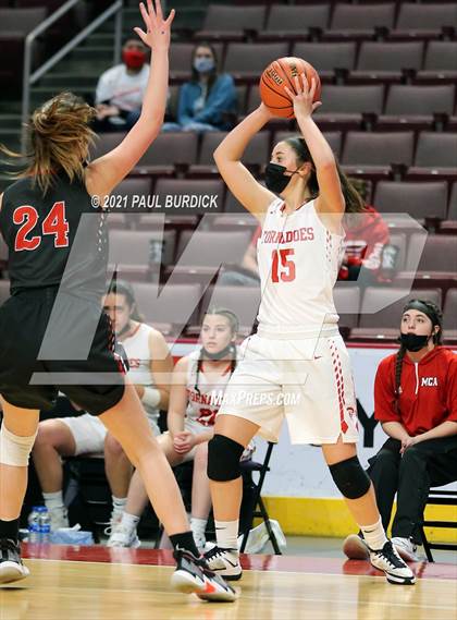 Thumbnail 1 in Mount Carmel vs. Neshannock (PIAA 2A Championship) photogallery.