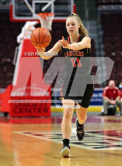 Thumbnail 2 in Mount Carmel vs. Neshannock (PIAA 2A Championship) photogallery.