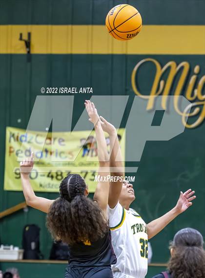 Thumbnail 3 in Lumberton @ Pine Forest photogallery.