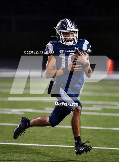 Thumbnail 3 in Charter Oak @ Los Osos photogallery.