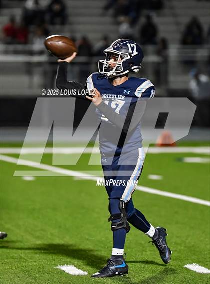 Thumbnail 2 in Charter Oak @ Los Osos photogallery.