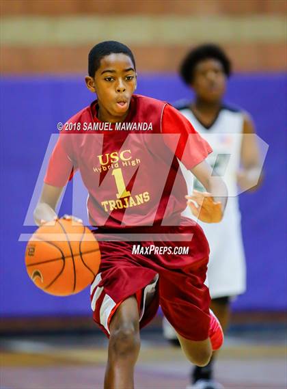 Thumbnail 3 in Executive Prep Academy of Finance vs USC Hybrid photogallery.