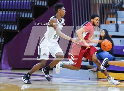 Thumbnail 3 in Executive Prep Academy of Finance vs USC Hybrid photogallery.