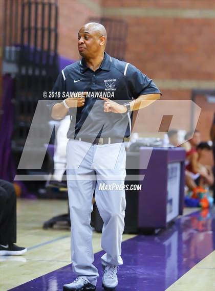 Thumbnail 2 in Executive Prep Academy of Finance vs USC Hybrid photogallery.