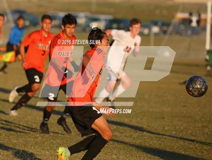 Thumbnail 3 in Harvard-Westlake vs. Huntington Beach (22nd Annual SoCal Soccer Classic) photogallery.