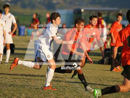 Thumbnail 1 in Harvard-Westlake vs. Huntington Beach (22nd Annual SoCal Soccer Classic) photogallery.