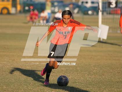 Thumbnail 1 in Harvard-Westlake vs. Huntington Beach (22nd Annual SoCal Soccer Classic) photogallery.
