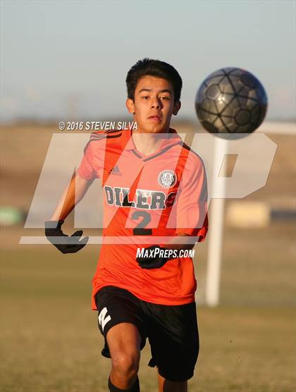 Thumbnail 3 in Harvard-Westlake vs. Huntington Beach (22nd Annual SoCal Soccer Classic) photogallery.