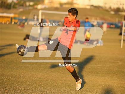 Thumbnail 2 in Harvard-Westlake vs. Huntington Beach (22nd Annual SoCal Soccer Classic) photogallery.